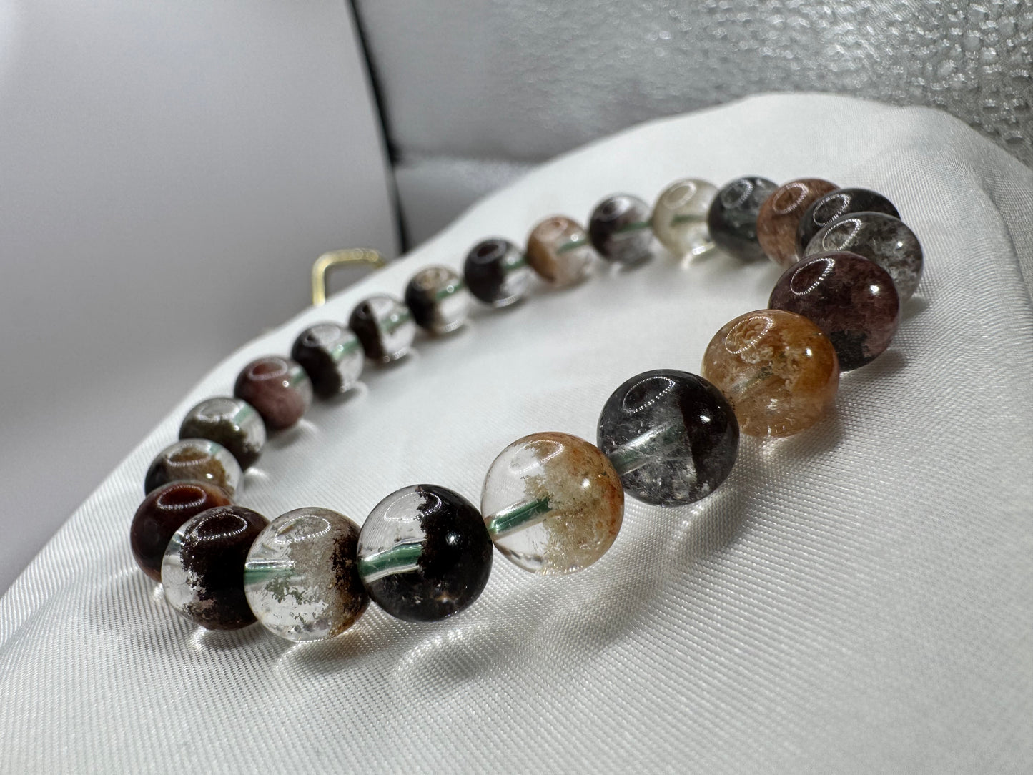 Phantom Quartz - Thạch Anh Ưu Linh