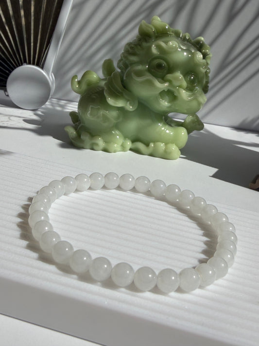 Pure white Jadeite Jade - Bạch Ngọc