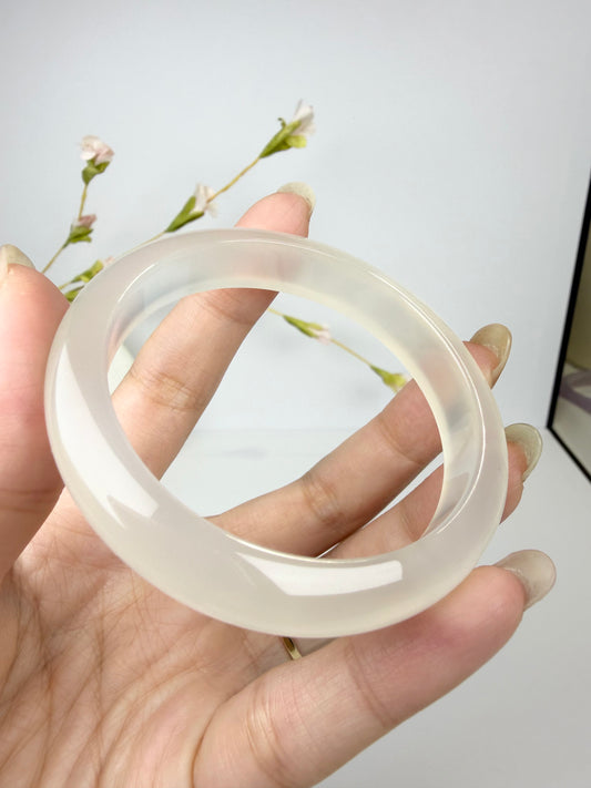 Natural Agate Bangle – Moonlit Silk
