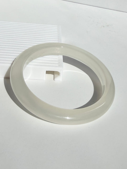 Natural Agate Bangle – Moonlit Silk