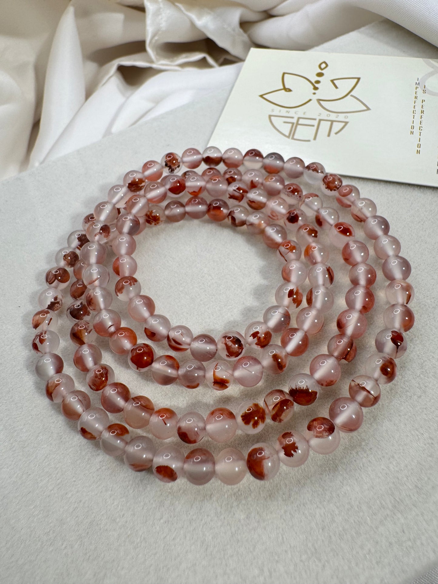 Nanhong agate