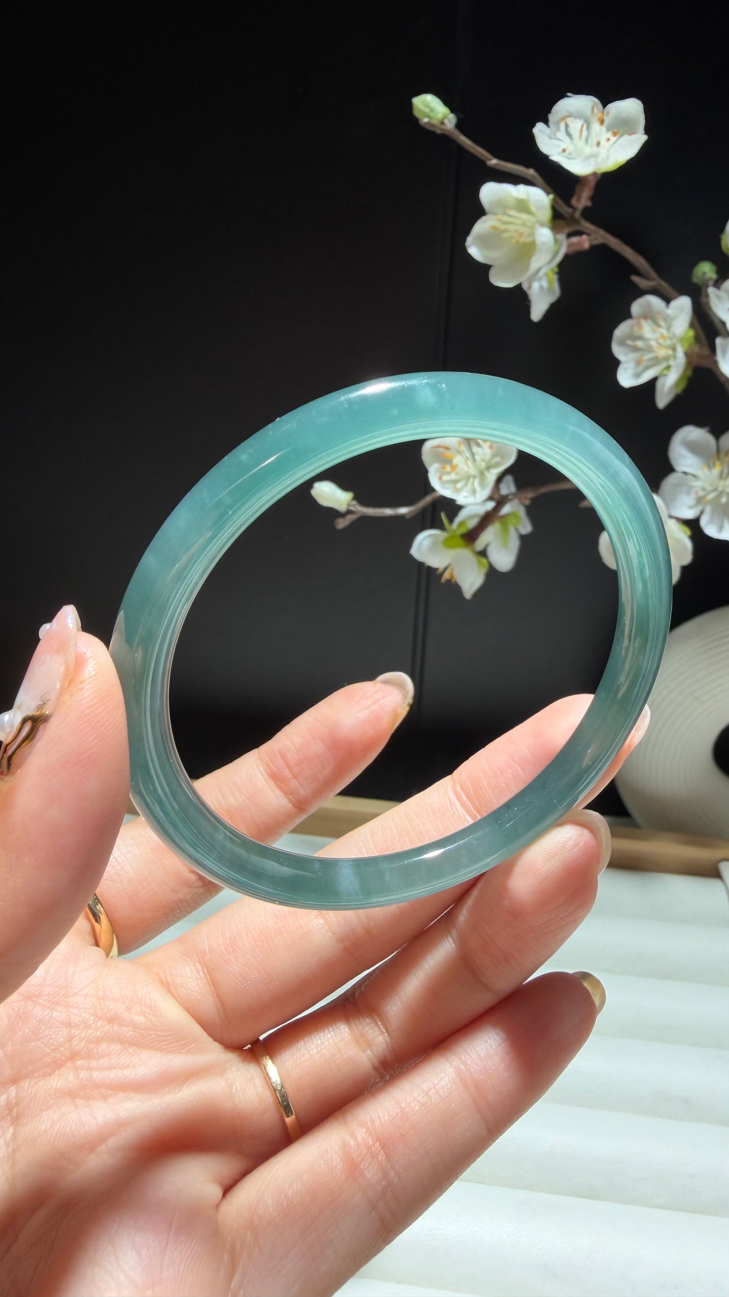 Icy Guatamalan Jadeite Jade Bangle