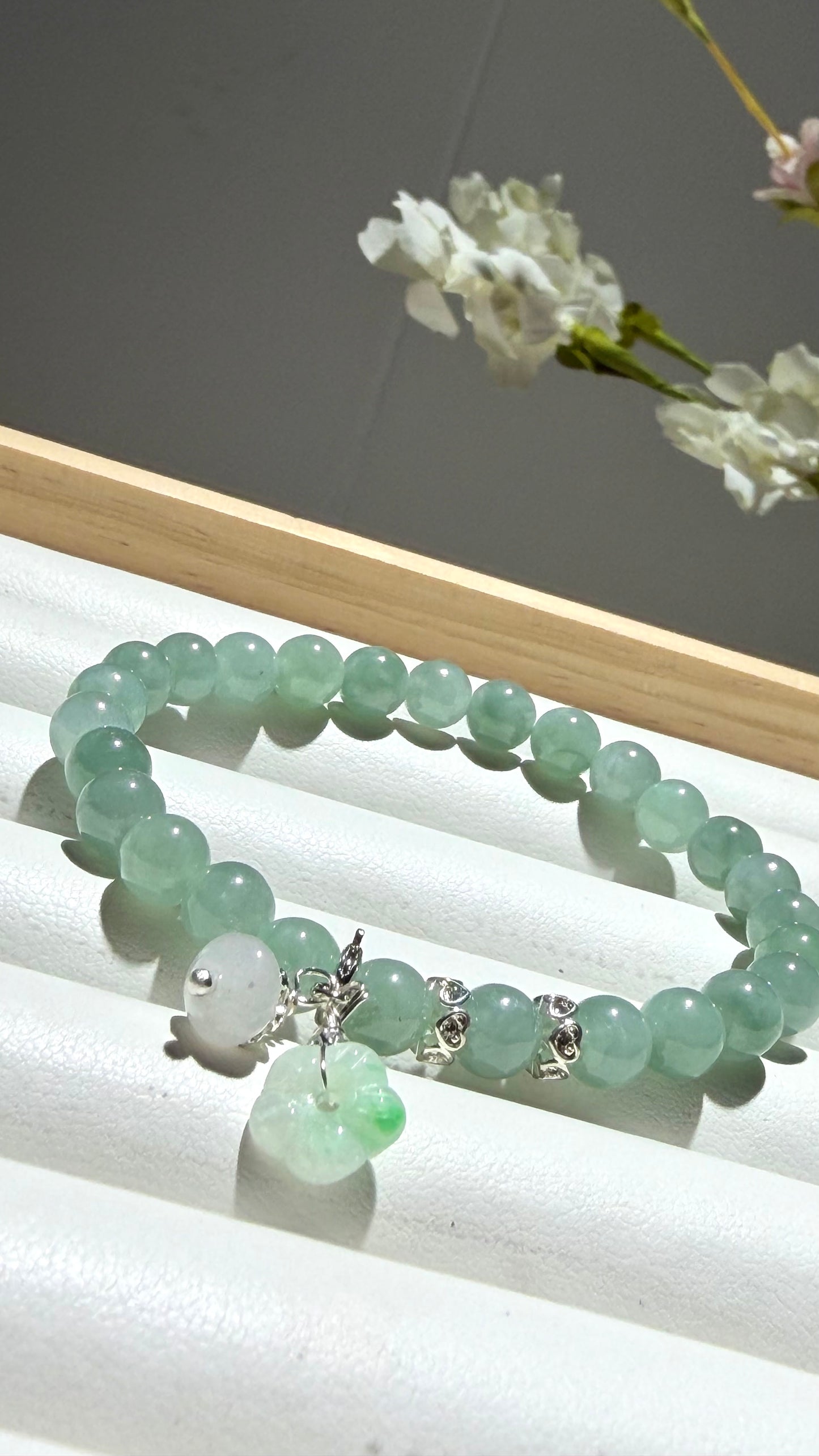 Natural Green Jadeite Jade Bead Bracelet with Flower Charm | Grade A Jade