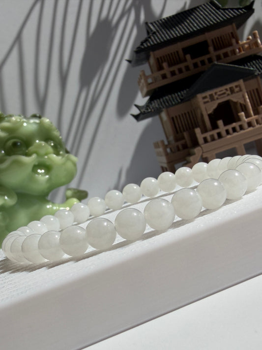 Pure white Jadeite Jade - Bạch Ngọc