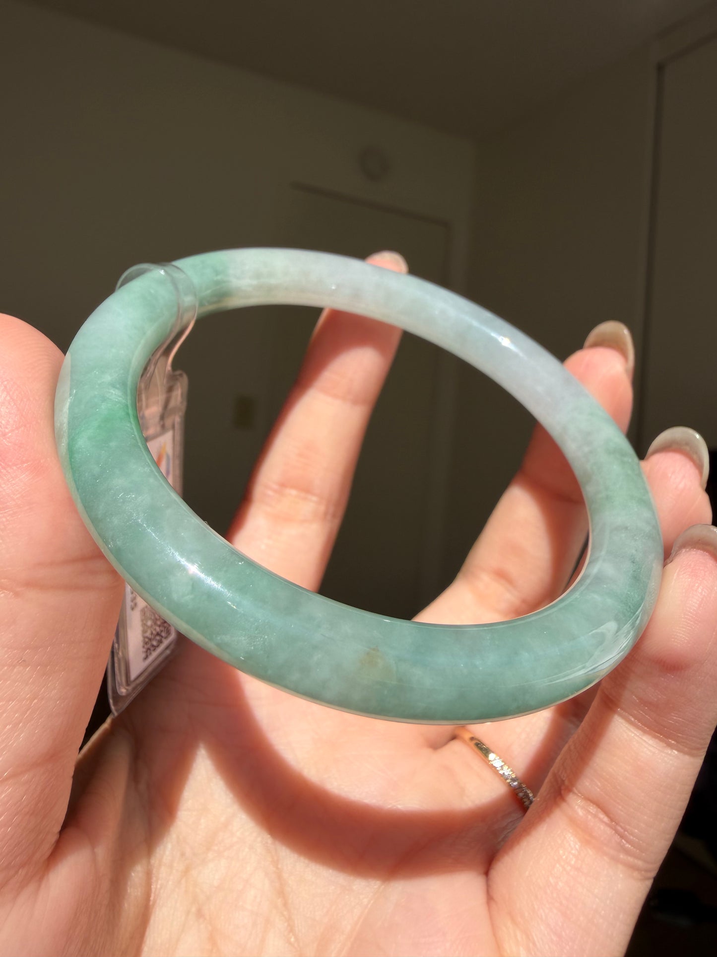 JJBa017 - Natural Grade A Jadeite Jade Bangle