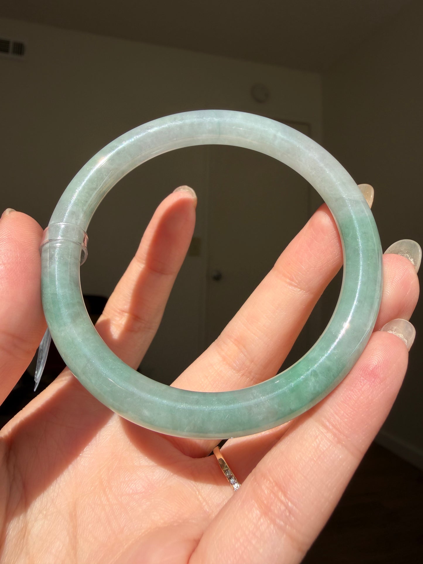 JJBa017 - Natural Grade A Jadeite Jade Bangle