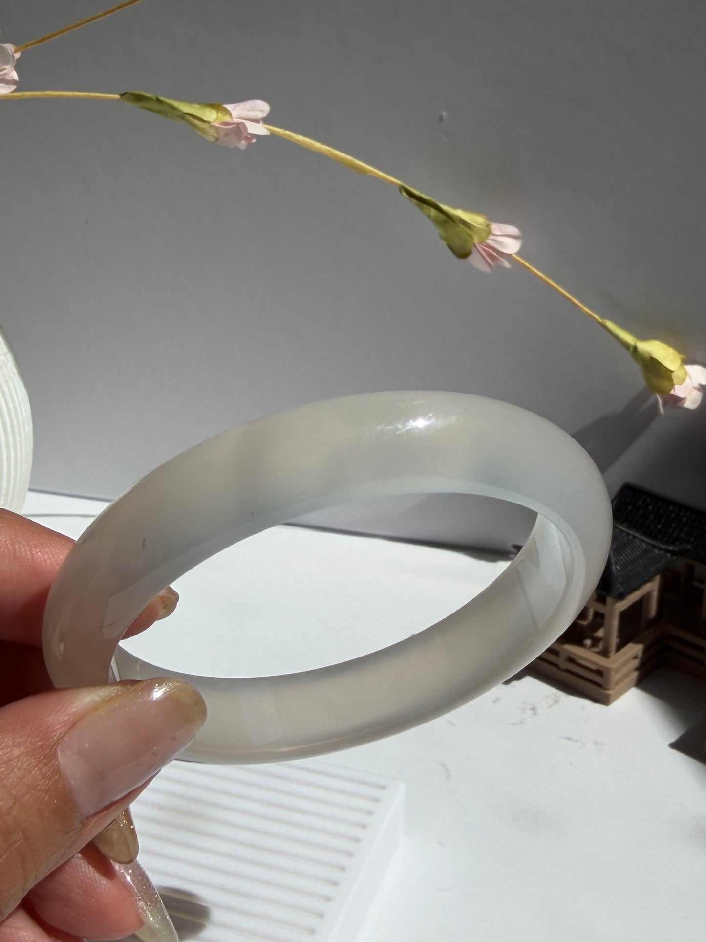 Natural Agate Bangle Soft Ivory Charm