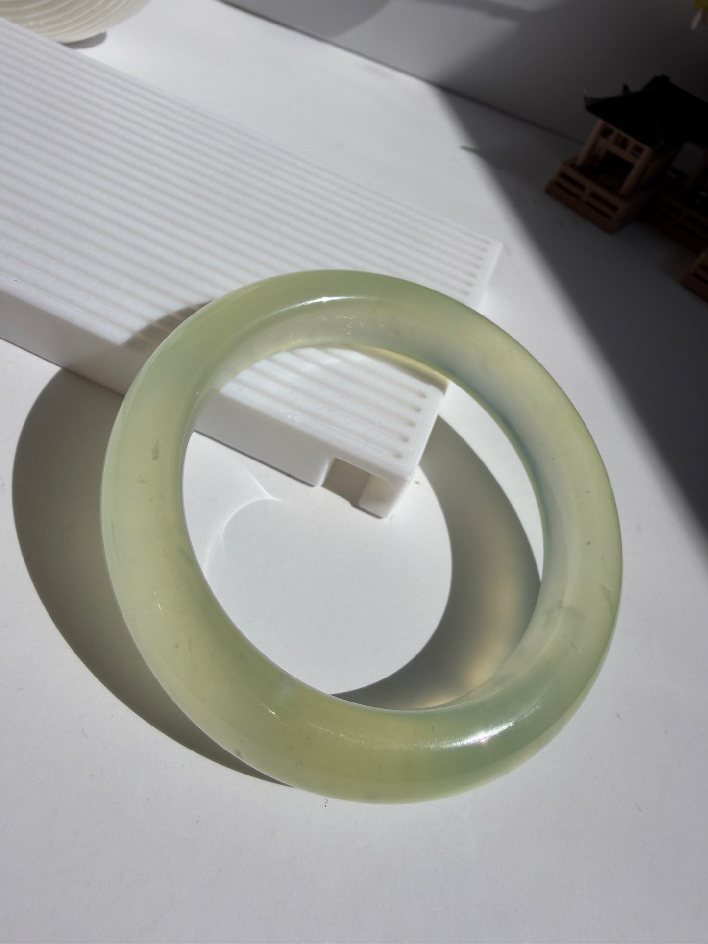 Natural Serpentine Bangle Soft Green Elegance