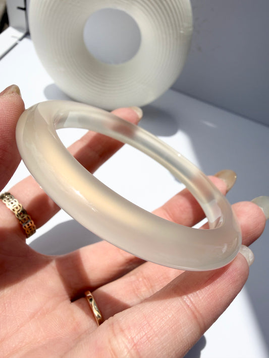 Natural Agate Bangle – Moonlit Silk
