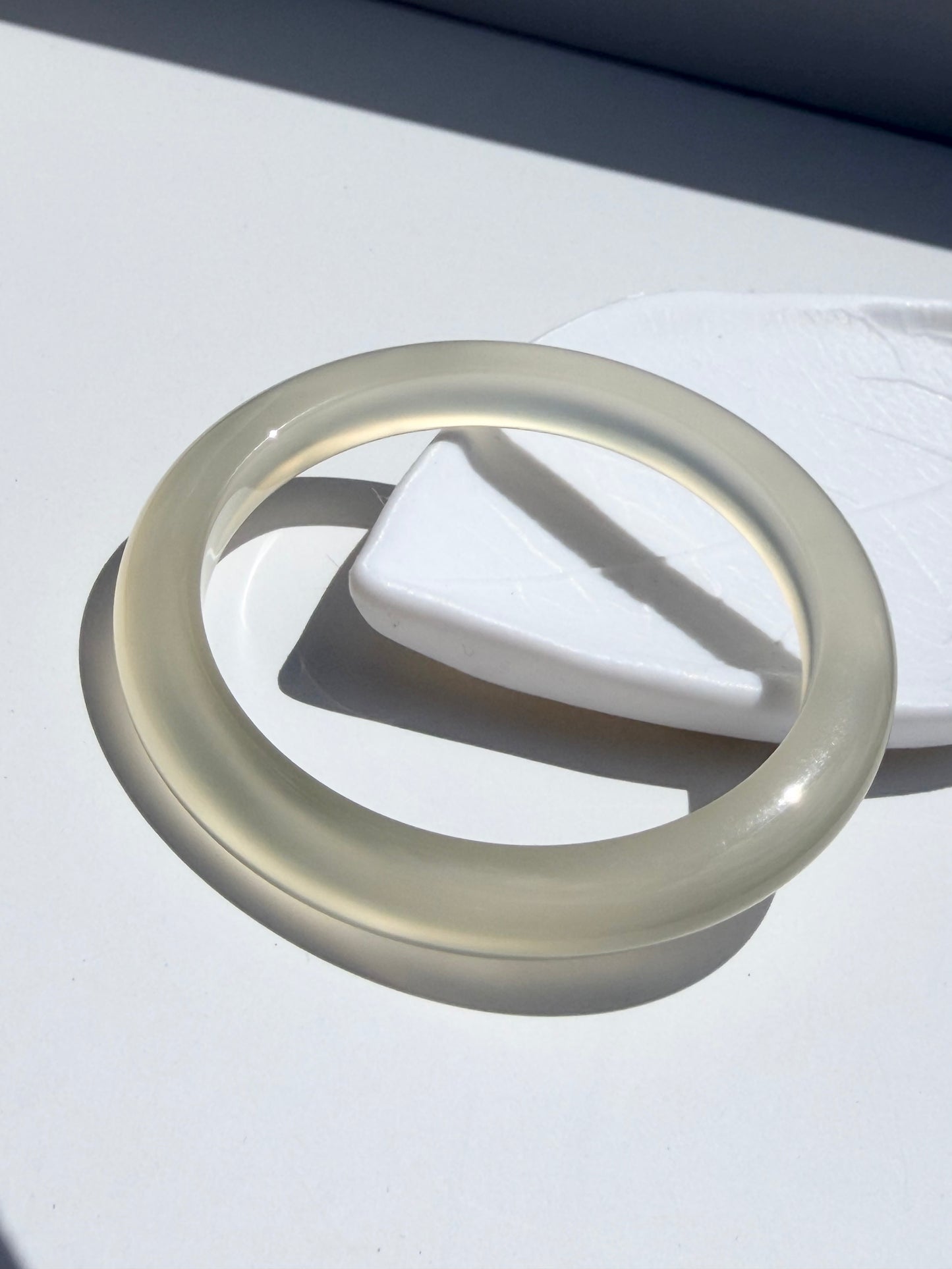 Natural Agate Bangle – Moonlit Silk