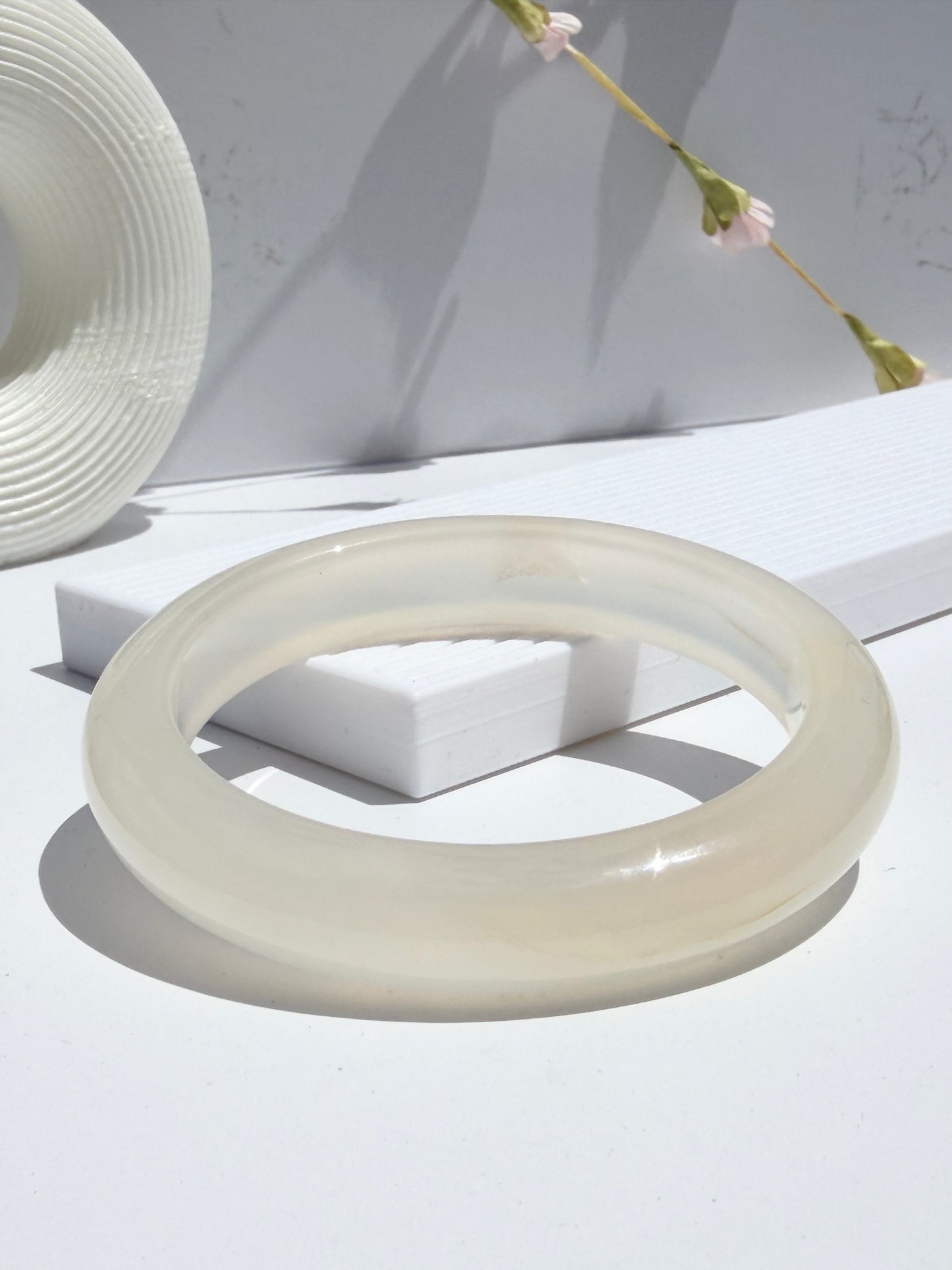Natural Agate Bangle – Moonlit Silk
