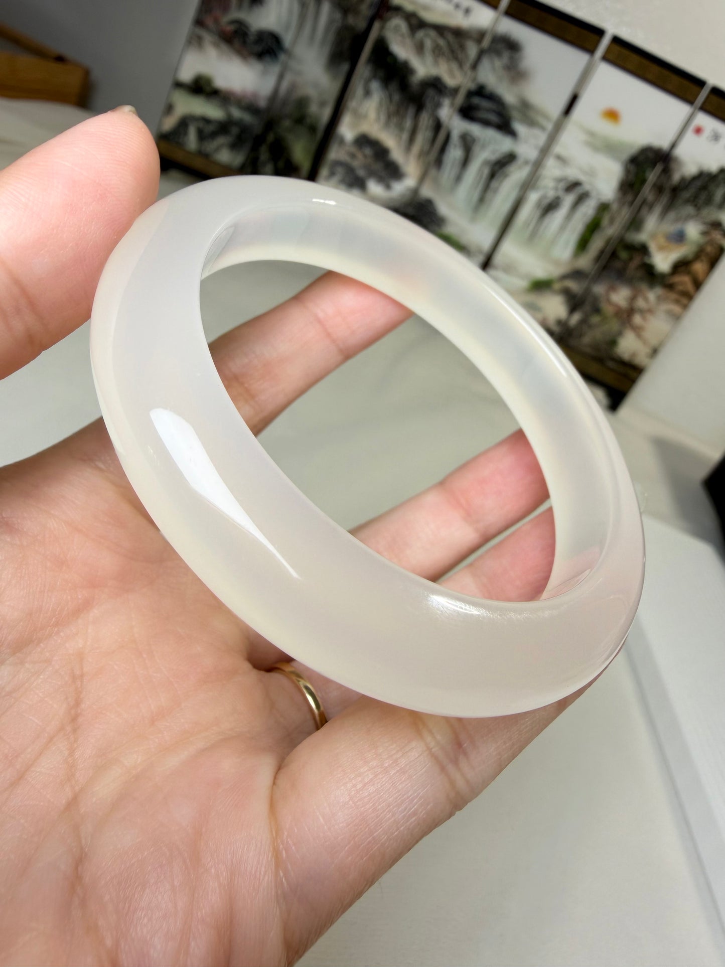 Natural Agate Bangle – Moonlit Silk