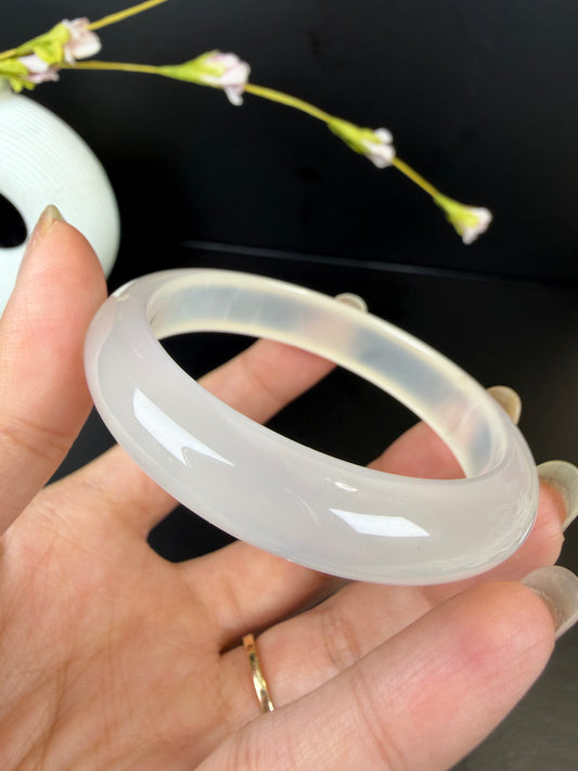 Natural Agate Bangle – Moonlit Silk