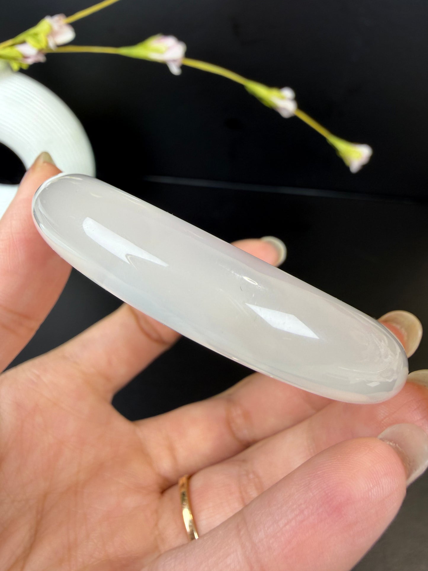 Natural Agate Bangle – Moonlit Silk