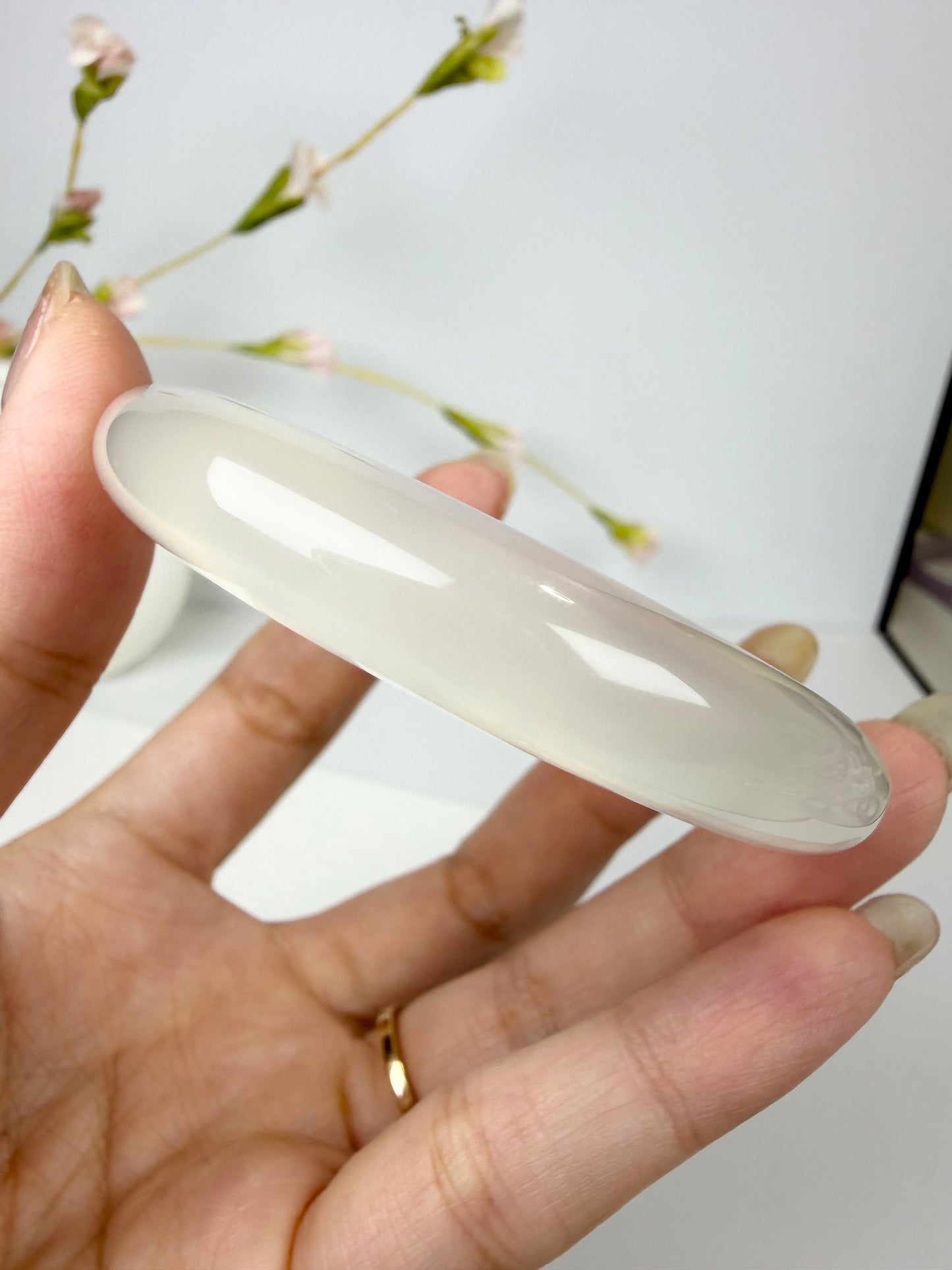 Natural Agate Bangle – Moonlit Silk