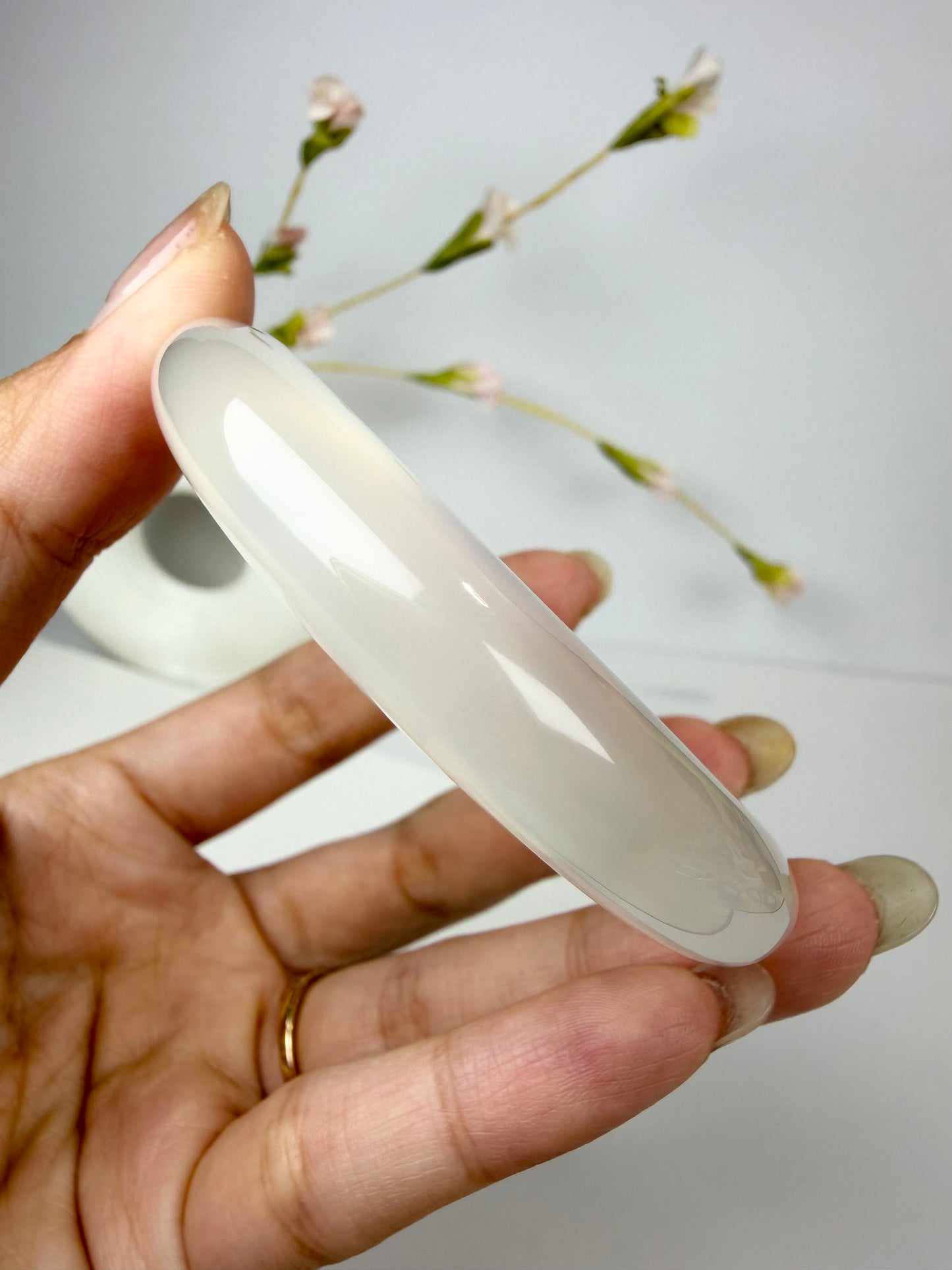 Natural Agate Bangle – Moonlit Silk