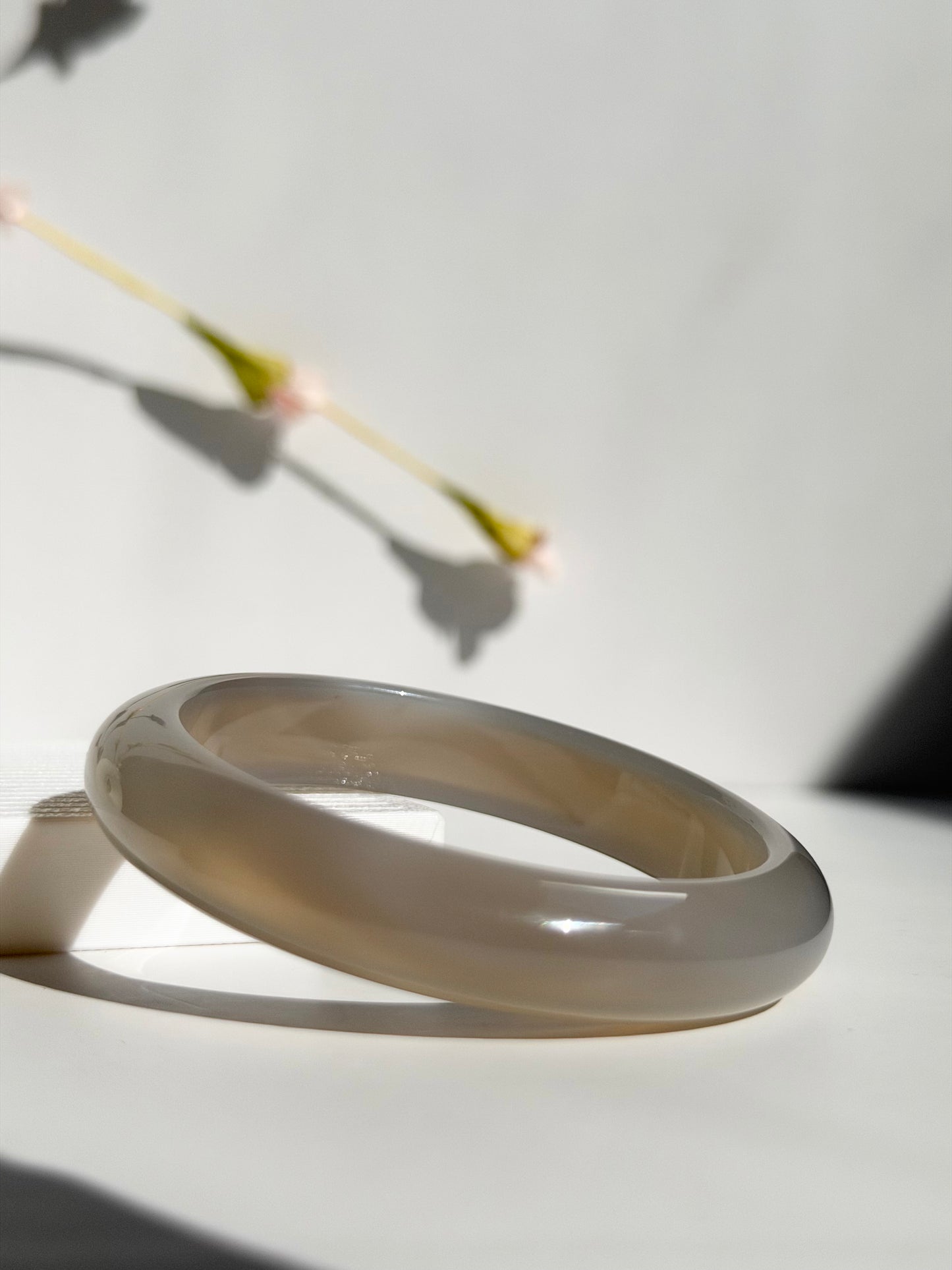 Natural Agate Bangle – Moonlit Silk