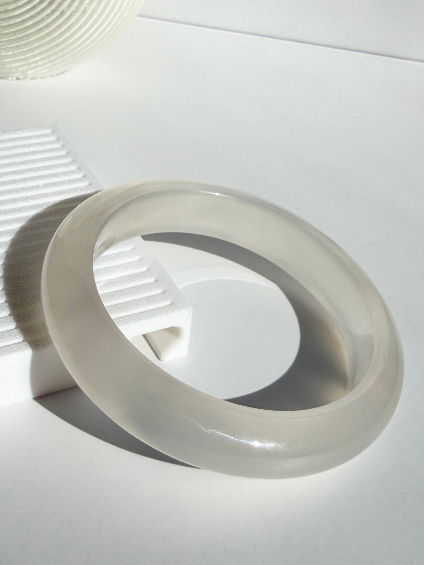 Natural Agate Bangle – Cloud Blush