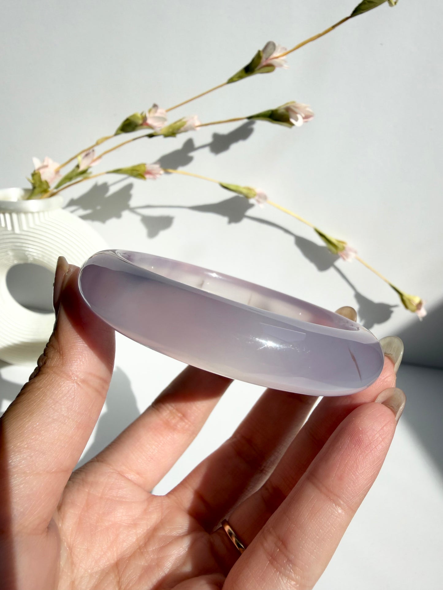 Natural Agate Bangle – Lavender Veil