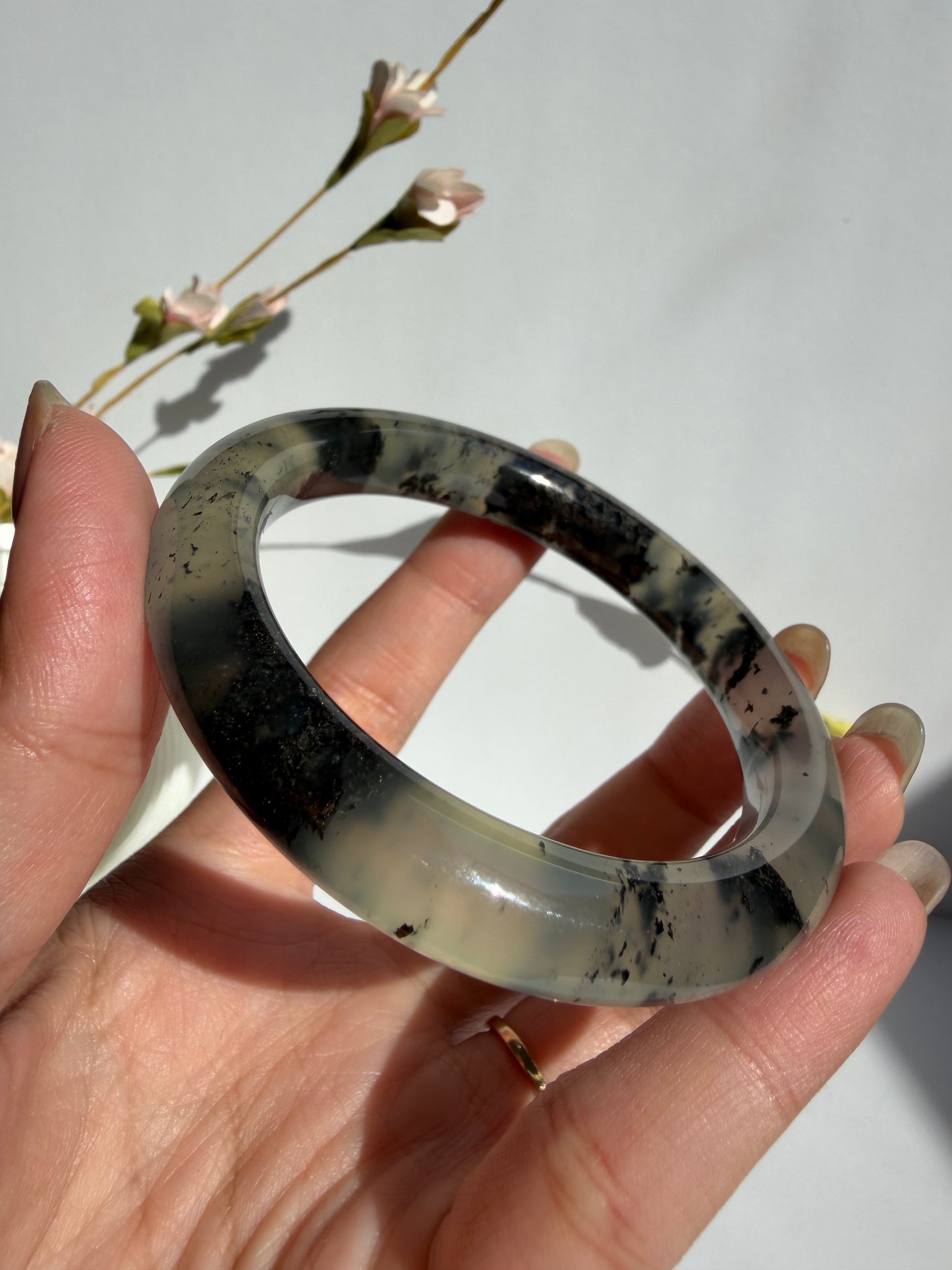 Natural Serpentine Bangle – Midnight Moss