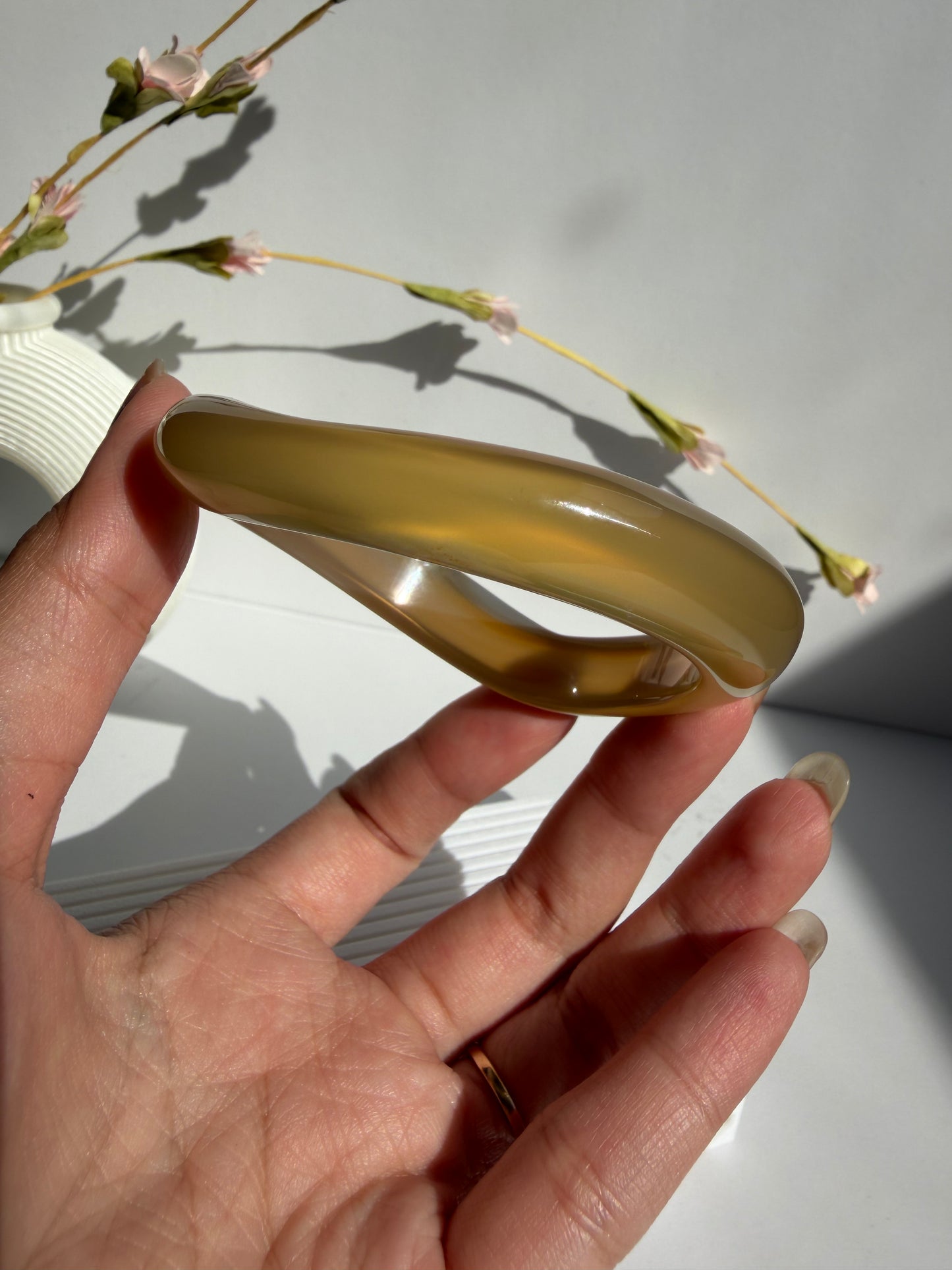 Natural Agate Bangle – Golden Drift