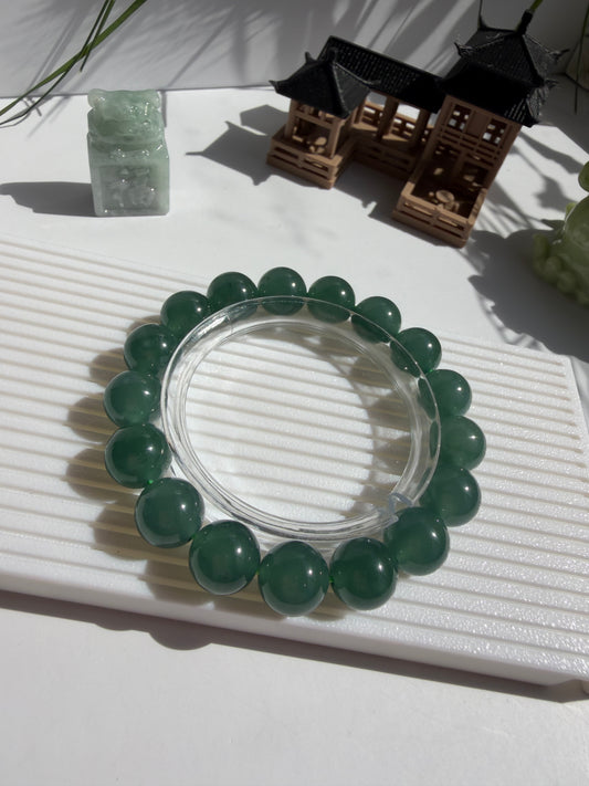 Guatamalan Type A Jadeite Jade Bracelet - Vòng Ngọc Guatamala