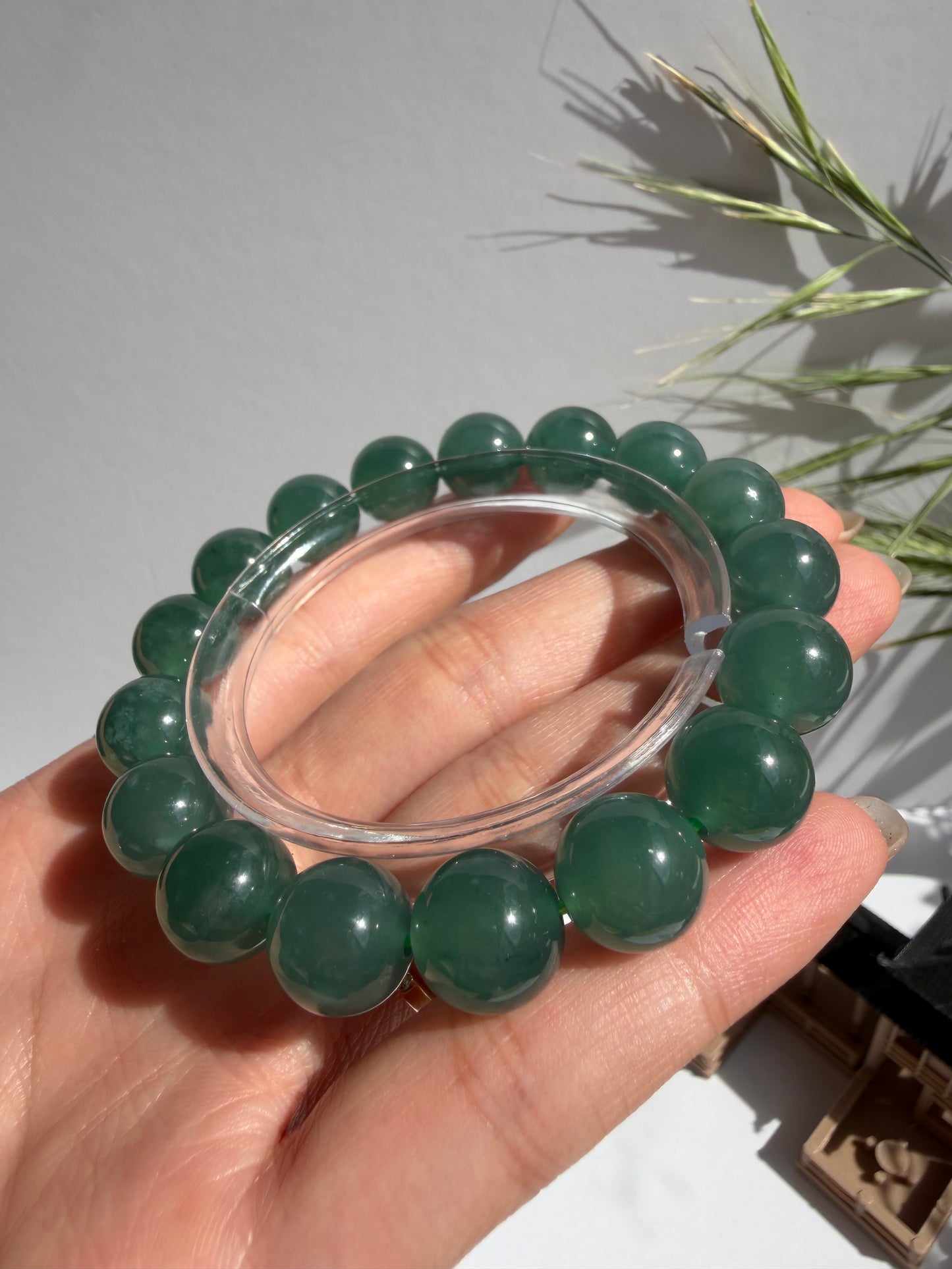 Guatamalan Type A Jadeite Jade Bracelet - Vòng Ngọc Guatamala